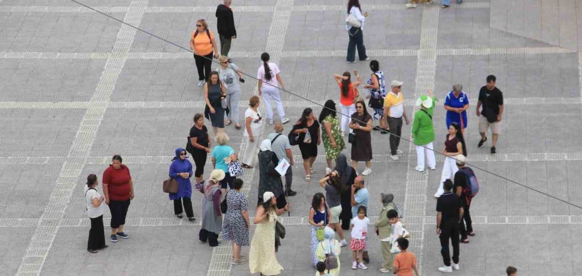 Samsun’a gelen turist sayısı Ocak-Mayıs’ta yüzde 13,68 artarak 236 bin 352’ye yükseldi