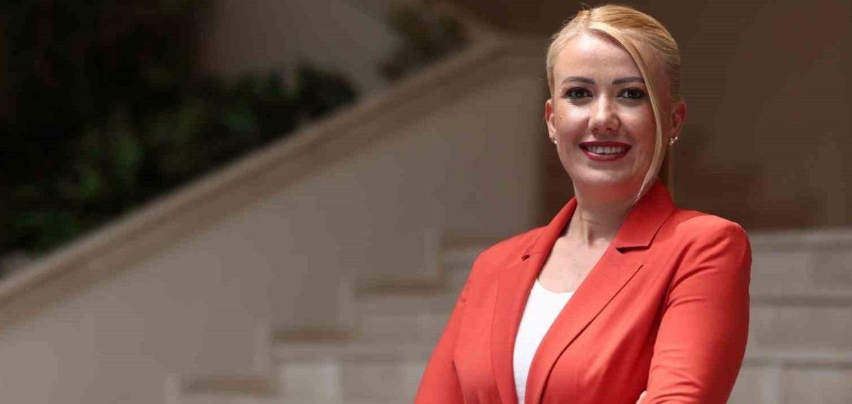 Şeniz Doğan, Yeni Parti iddialarına yanıt verip CHP’de kalacağını açıkladı