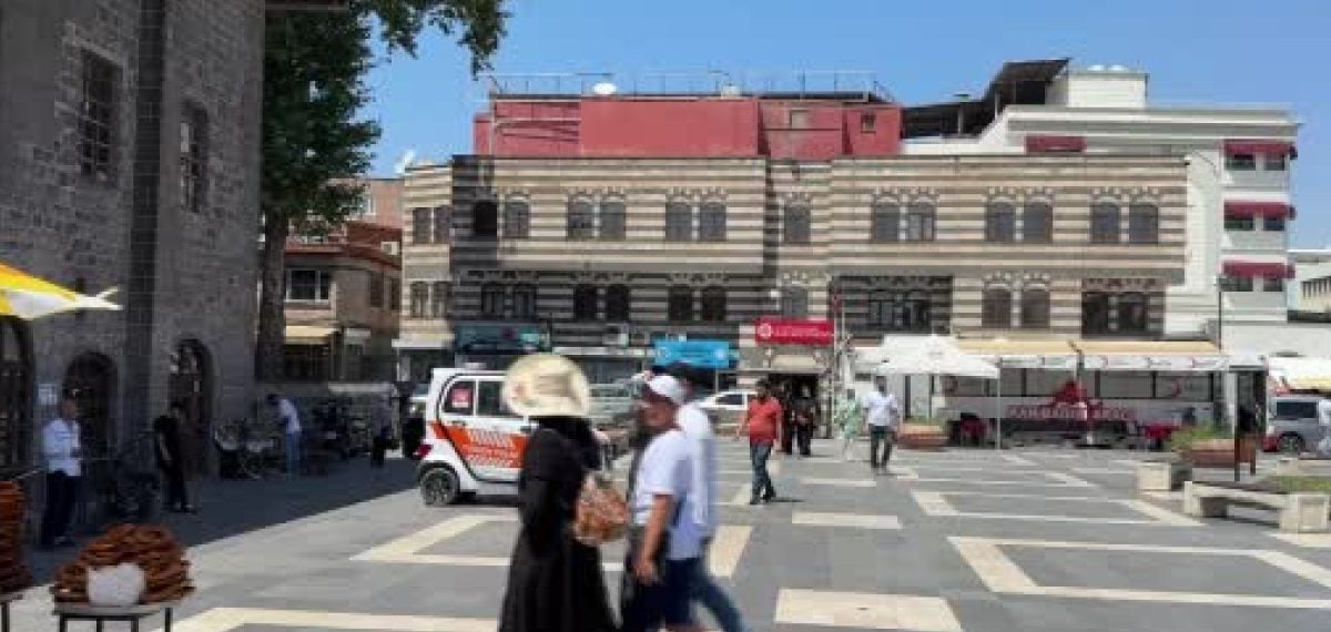 Sıcak hava kalp krizlerini artırdı, uzmanlar sıvı ve elektrolit uyarısı yaptı