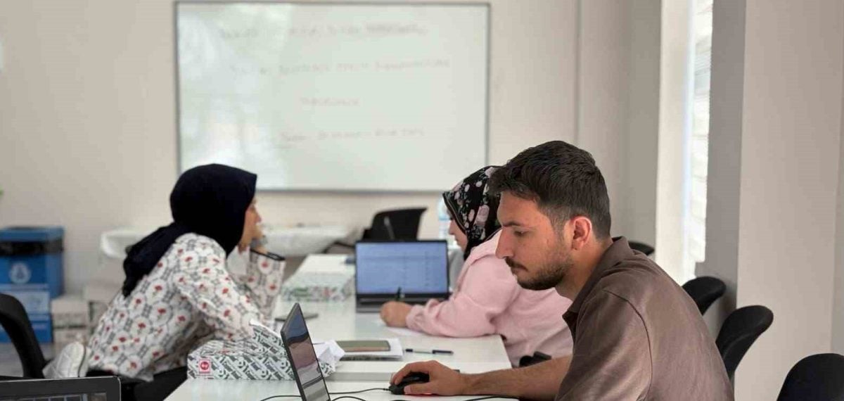 Sincan Belediyesi ücretsiz tercih danışmanlığı ve YKS desteği sundu