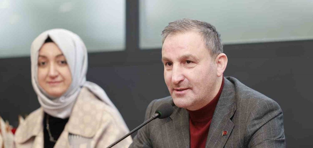 Sultanbeyli’den üniversiteyi kazananlara nakdi ödül ve İstanbulkart desteği