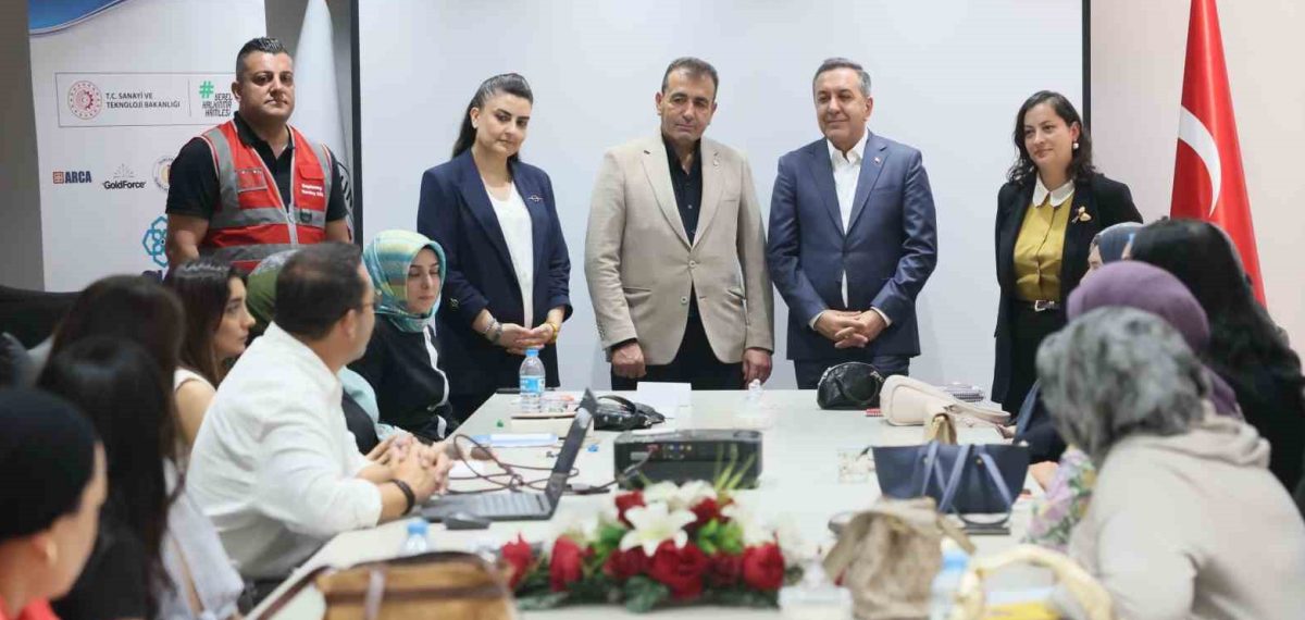 Sungurlu’da 430 kişiye savunma sanayi odaklı mesleki eğitim veriliyor