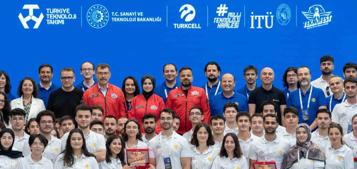TEKNOFEST’te 5G ve Yapay Zekâ ile Akıllı Yol Güvenliği yarışmasının finali İTÜ’de tamamlandı
