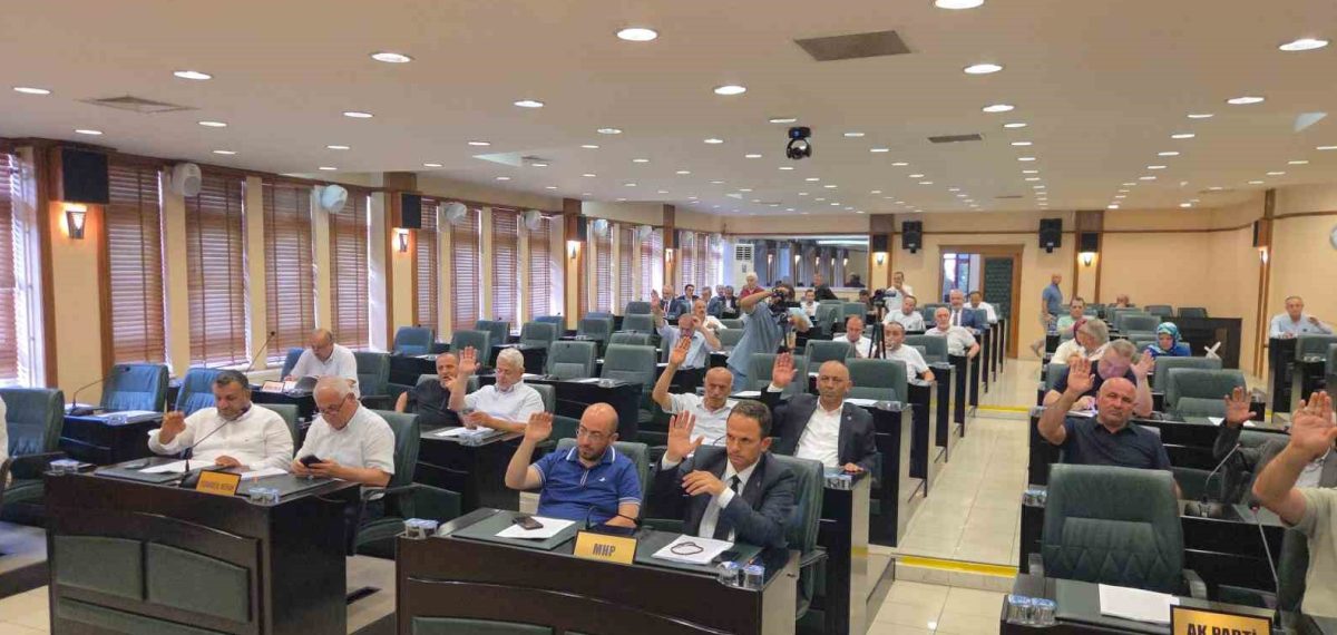 Toplu taşıma tarifeleri Samsun Büyükşehir Meclisi’nde oy çokluğuyla kabul edildi