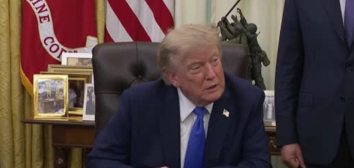 Trump doğum turizmini yasaklayan ve vatandaşlık kapsamını daraltan iki kararname imzaladı