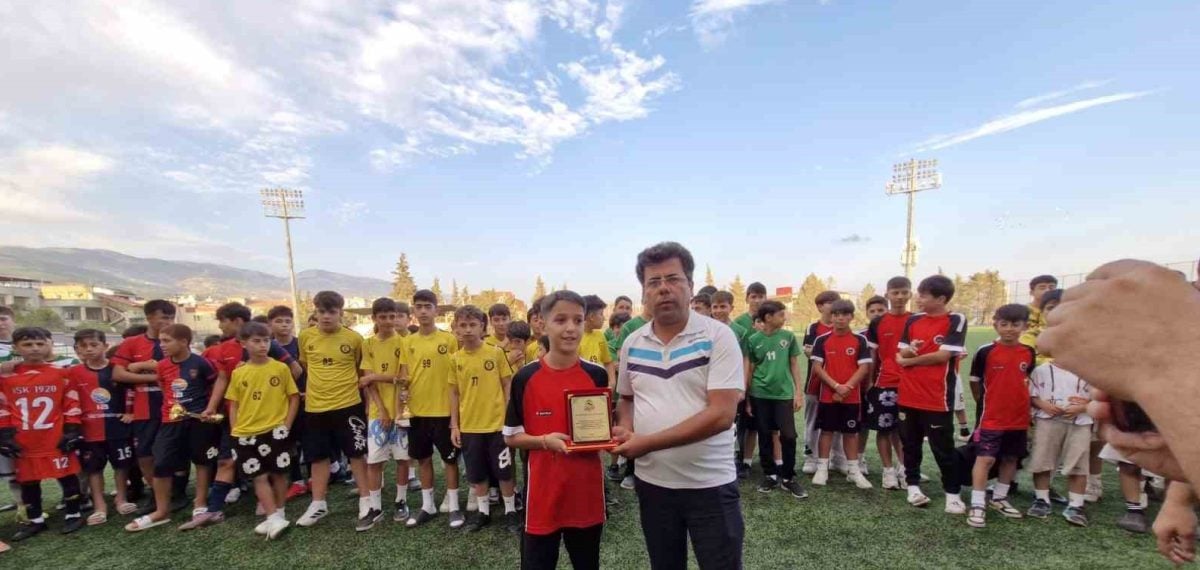 TSYD Kahramanmaraş Cup’ı 1920 Kurtuluşspor kazandı, Asvefaspor ikinci oldu