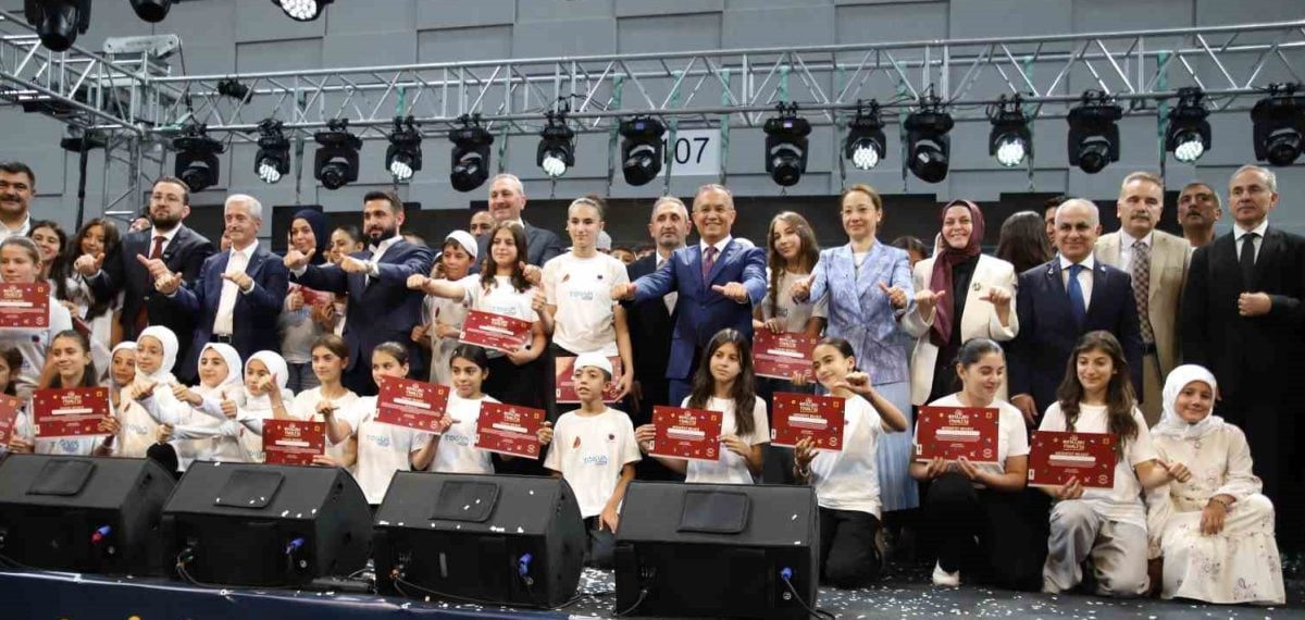 TÜGVA Yaz Okulu finali Gaziantep’te protokol katılımıyla tamamlandı