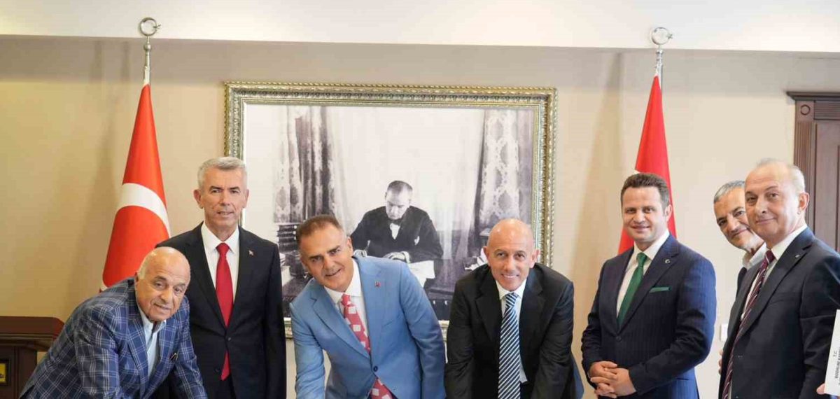Turgutreis’te 6 sınıflı anaokulu protokolü Vali Akbıyık ile İzzet Garih arasında imzalandı
