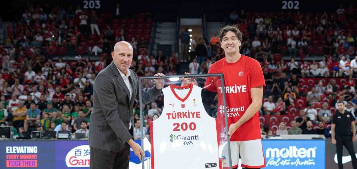 Türkiye, Litvanya’yı 94-66 yenerek Dünya Kupası eleme üçüncü turuna galibiyetle başladı