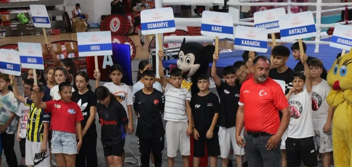 U-13 Türkiye Ferdi Boks Şampiyonası Sivas’ta başladı, 781 sporcu mücadele ediyor
