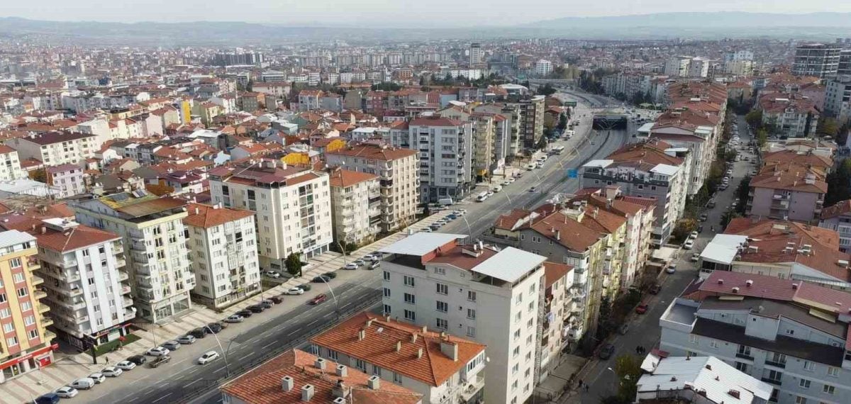 Uşak’ta konut satışları Temmuz’da 12 adet azalarak 589’a geriledi