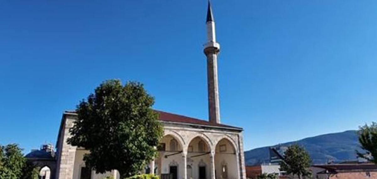 Üsküp’te 15. yüzyıldan kalan Sultan Murad Camii restore edilerek ziyaretçi akınına uğruyor