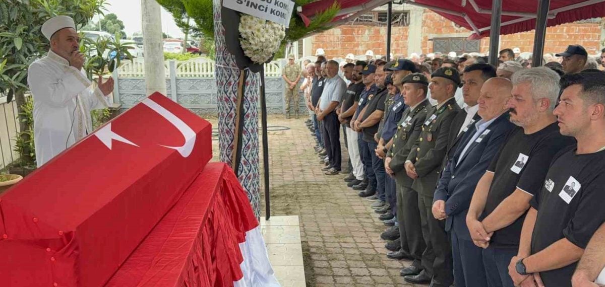 Uzman Çavuş Durmuşcan Gürler trafik kazasında yaşamını yitirdi, Samsun’da defnedildi