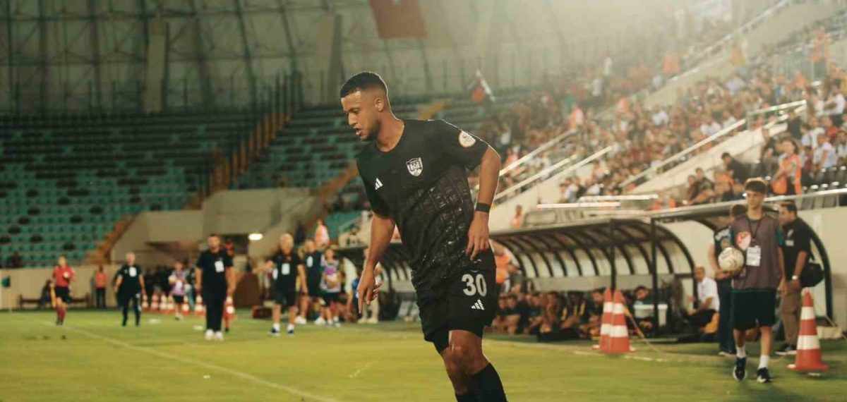 Vanspor FK sahasında 3-2 galip geldi, Zivkovic son sözü söyledi