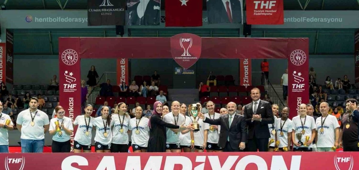 Yalıkavakspor, Cumhurbaşkanlığı Kupası’nın ilk şampiyonu oldu