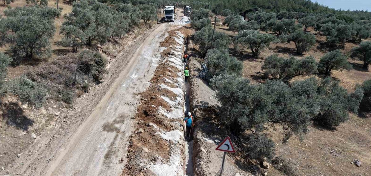 Yatağan Şeref Mahallesi’nde 2 bin 500 metre içme suyu hattı yenileniyor, 1.800 metre tamamlandı