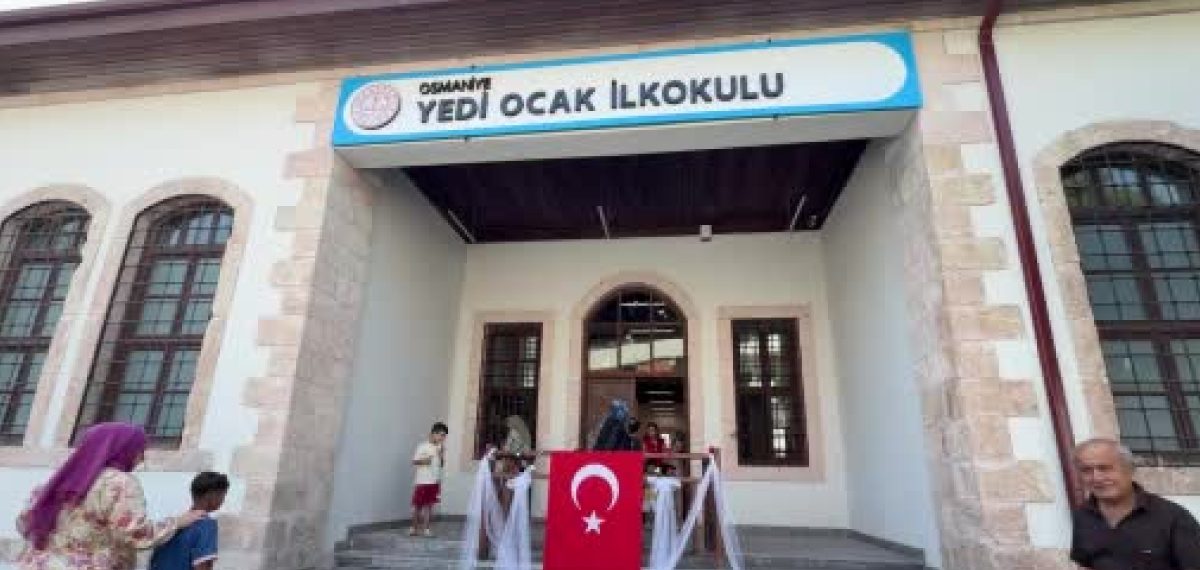 115 yıllık 7 Ocak İlkokulu restore edilip eğitime yeniden açıldı