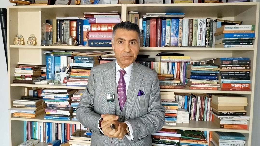 TRT Eski Spikeri Sırrı Er: Gölge Oyunu!