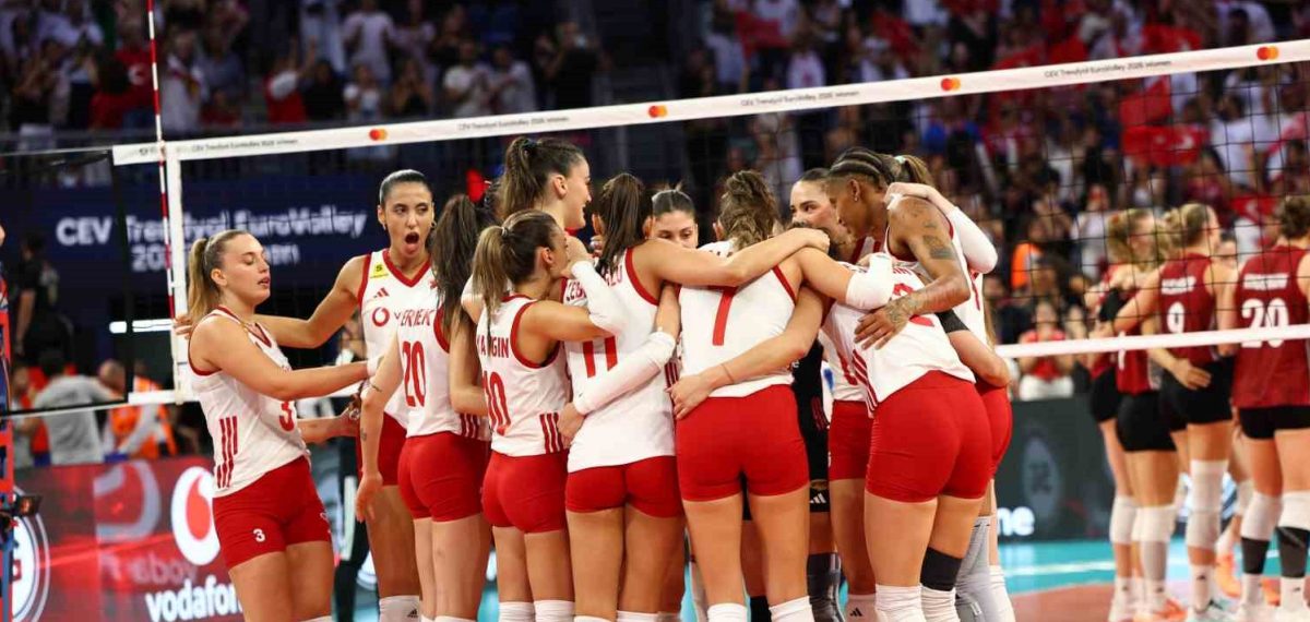 A Milli Kadın Voleybol Takımı yarın Sinan Erdem’de Sırbistan ile karşılaşacak