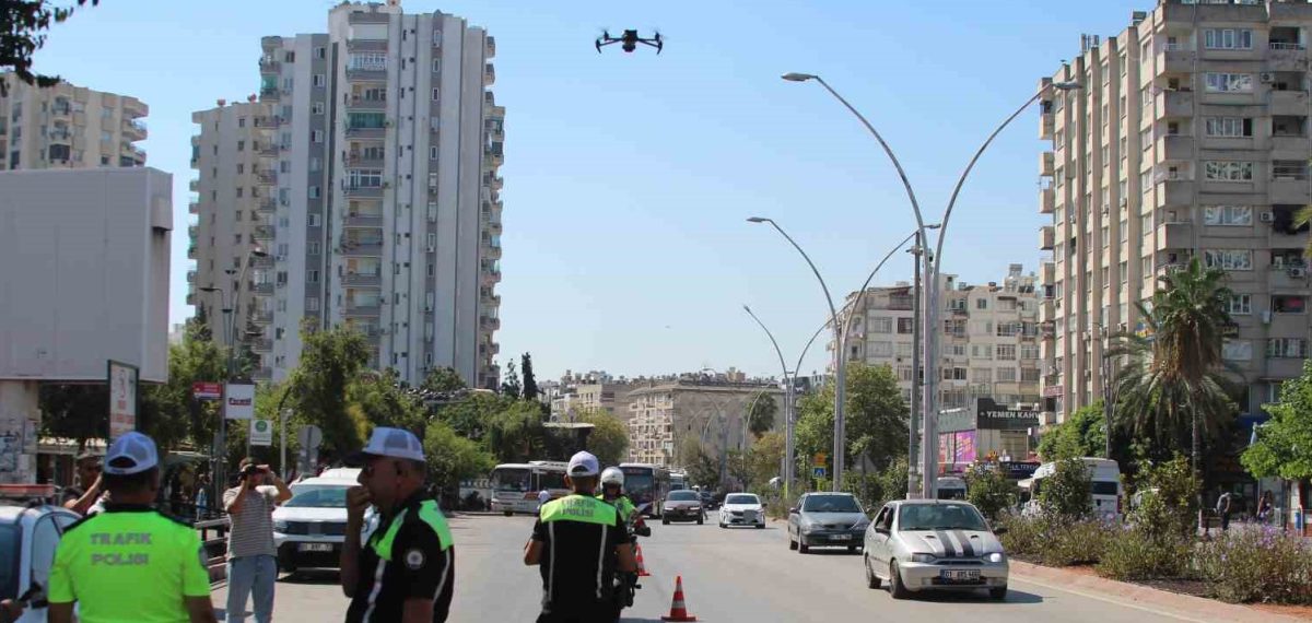 Adana’da 175 sürücüye 901 bin TL ceza, yayalara yol vermeyenler dikkat çekti
