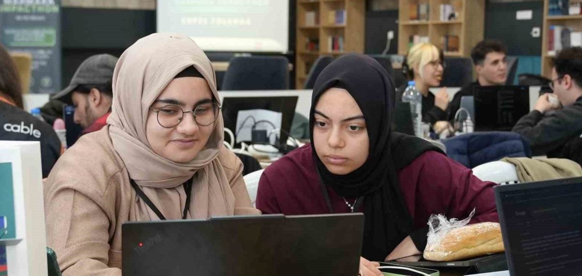 AI CRAFT başladı: 100 gence yapay zeka ile kültür ve dijital üretim eğitimi