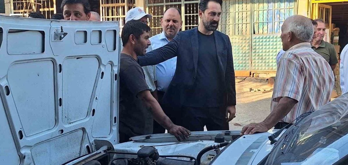 AK Parti MKYK Üyesi Ahmet Mücahit Arınç Selendi’de esnaf ve muhtarlarla buluştu