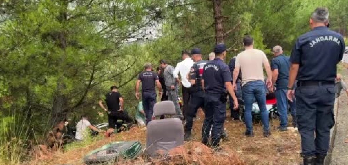 Akseki’de kamyonet ağaçlara çarptı: 1 ölü, 3 yaralı