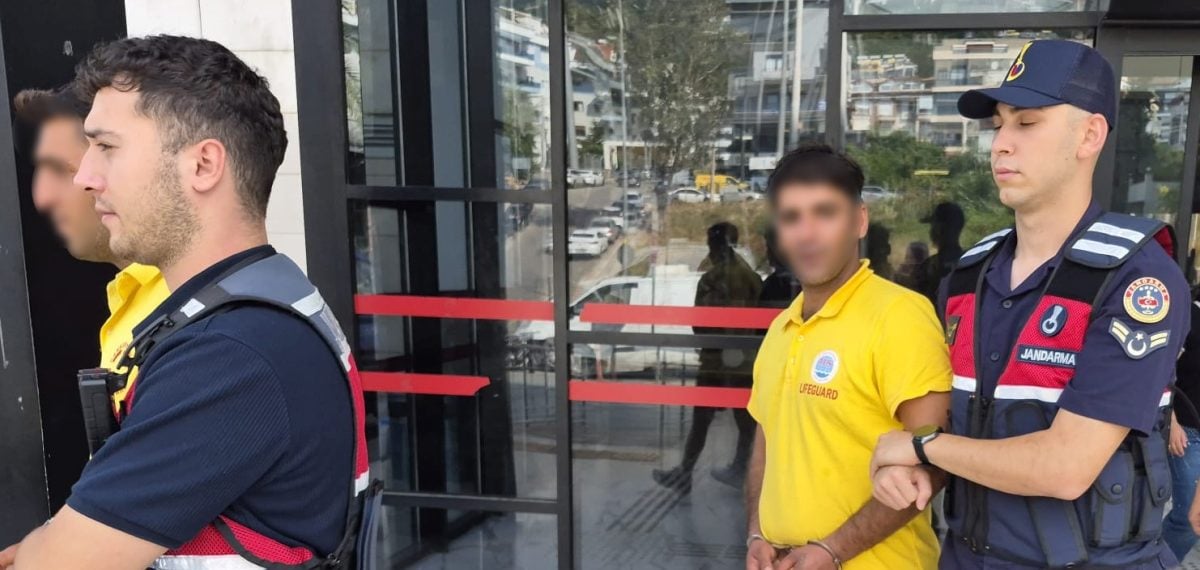 Alanya’da markete geri gelen şüpheli çalışanı bıçakladı, 2 kişi tutuklandı