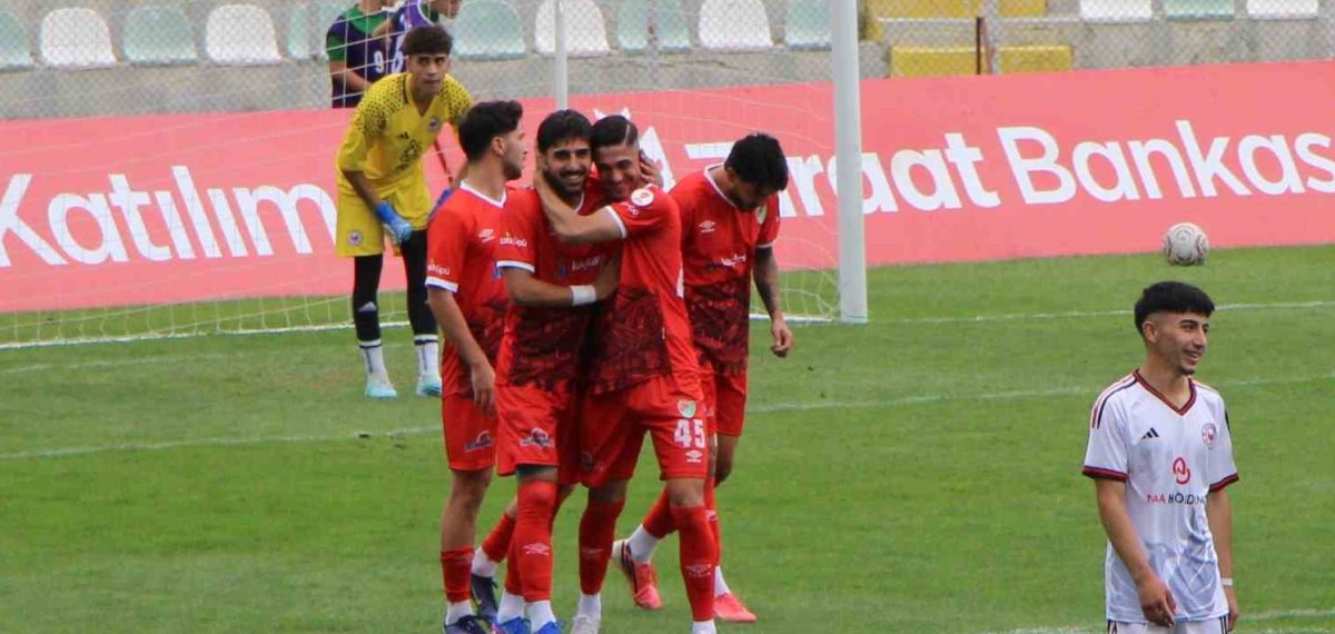 Amasyaspor FK sahasında Çankırıgücü’nü 10-0 yendi, gol yağmuru yaşandı