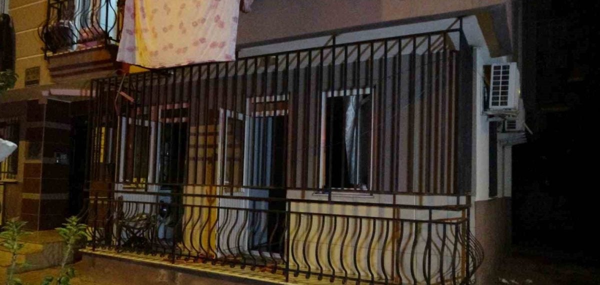 Antalya’da evde çıkan yangında powerbank kaynaklı hasar ve kayıp oğul nedeniyle ev sahibinin İstanbul’a gitmesi
