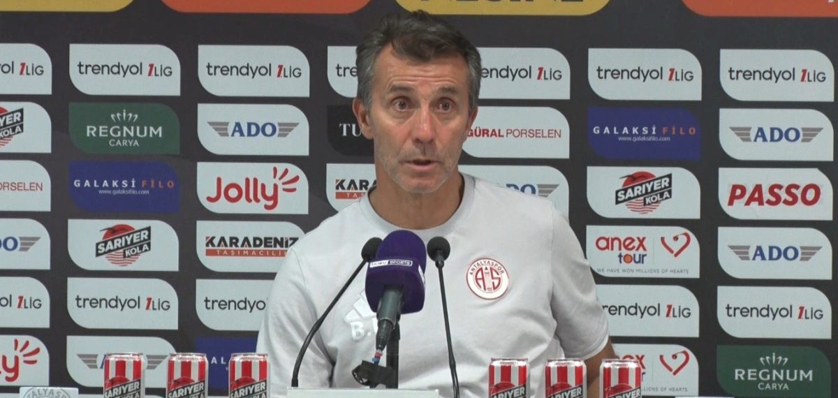 Antalyaspor teknik direktörü Bülent Korkmaz: Üst üste talihsizlikler mağlubiyete yol açtı