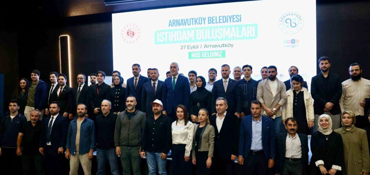 Arnavutköy’de İstihdam Buluşmaları ile binlerce kişiye iş fırsatı sağlandı