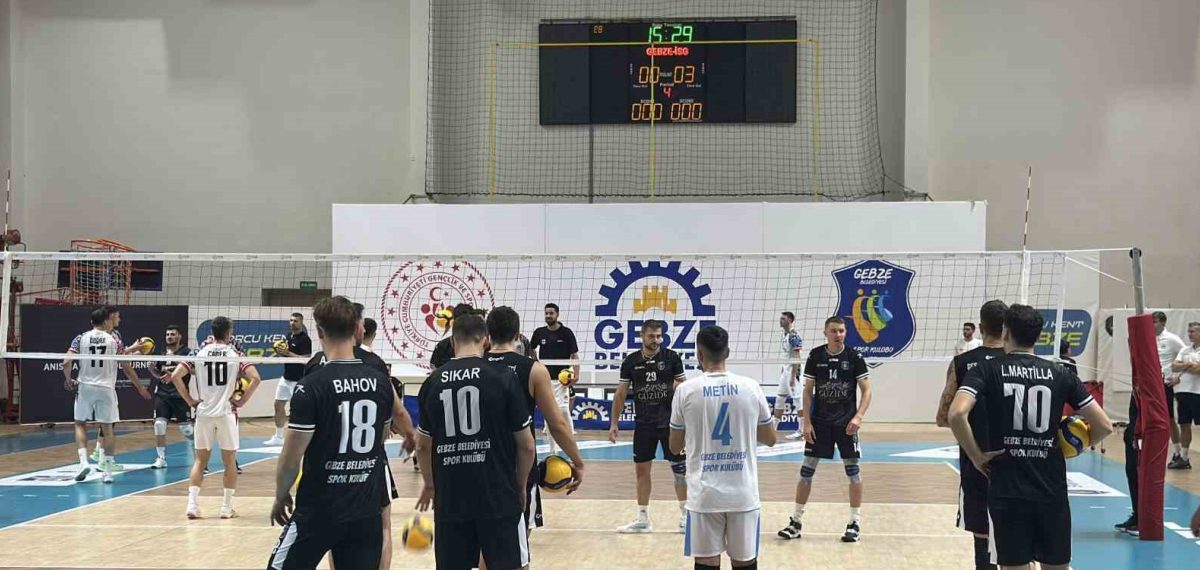 Arslan anısına düzenlenen voleybol turnuvasında iki ekip 3-0 galip