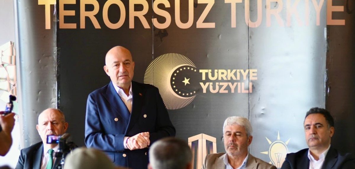 Ayhan Gider muhtarlarla buluştu: Terörsüz Türkiye gündemi ve talepler ele alındı