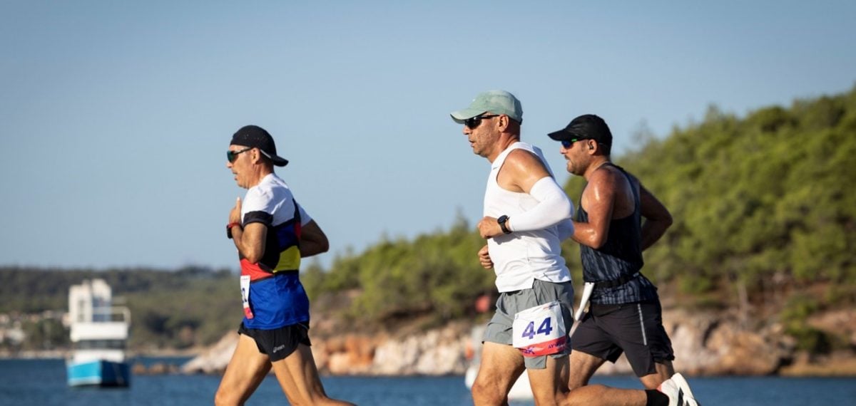 Ayvalık’ta 22 ülkeden 1.300 sporcunun katıldığı Uluslararası Yarı Maraton düzenleniyor