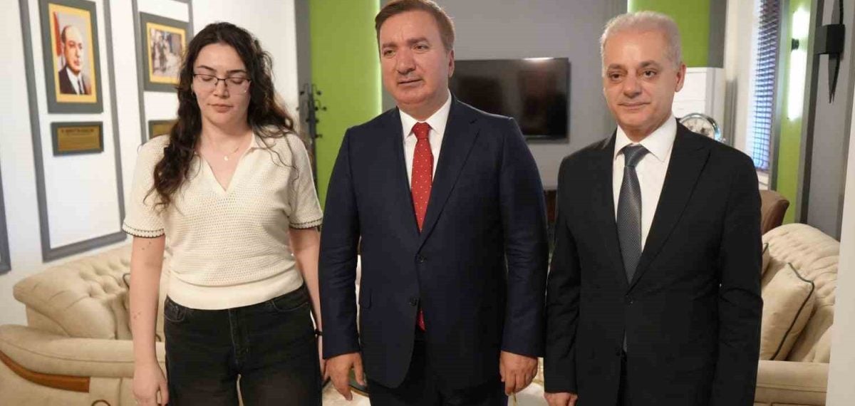 Bacağını kaybettikten sonra doktor oldu ve Erzincan 112’ye başhekim atandı