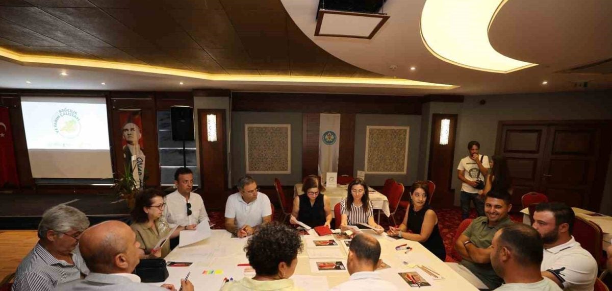 Bağcılık ve Tarım Çalıştayı sektörü ve üreticiyi aynı masada buluşturdu
