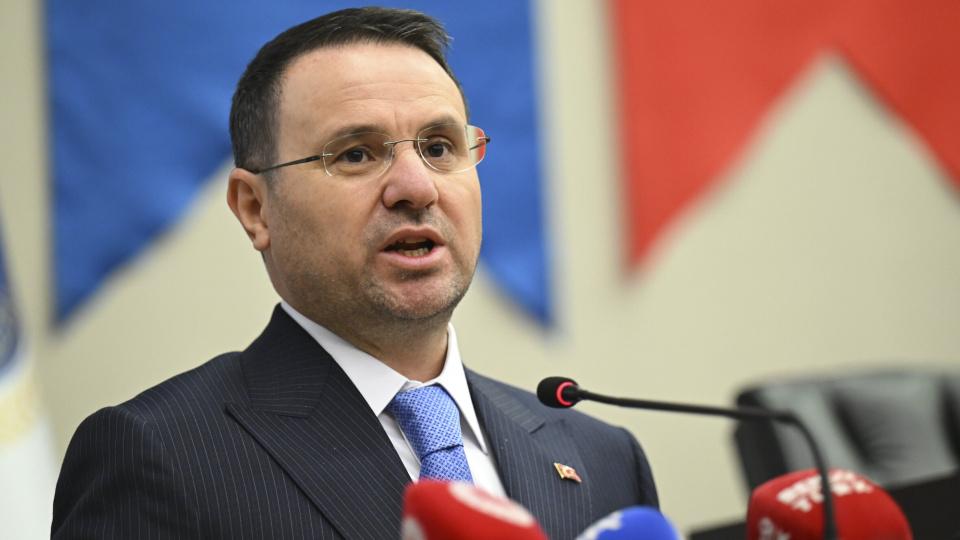 Bakan Gürlek’ten fon soruşturmalarına ilişkin açıklama