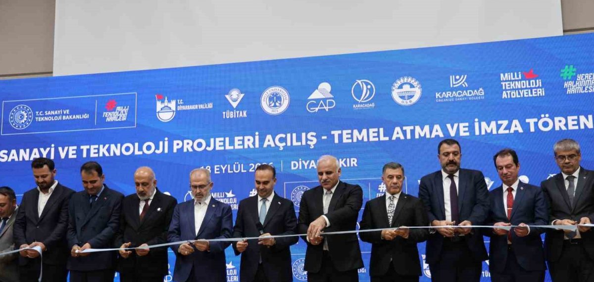 Bakan Kacır Diyarbakır’da 20 projenin açılışını yapıp 8 projenin protokolünü imzaladı