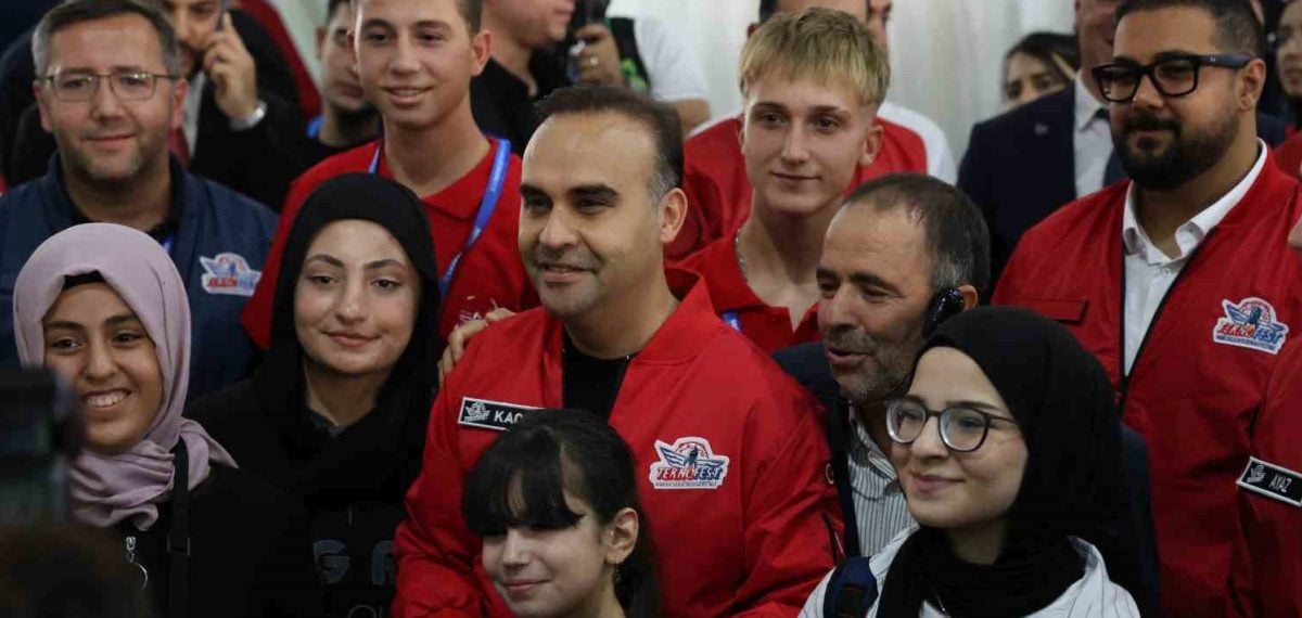 Bakan Kacır TEKNOFEST finallerini Diyarbakır’da açıkladı