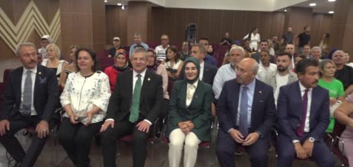 Bakan Mahinur Özdemir Göktaş çiftin nikah şahidi oldu, Aile ve Gençlik Fonu destek verdi