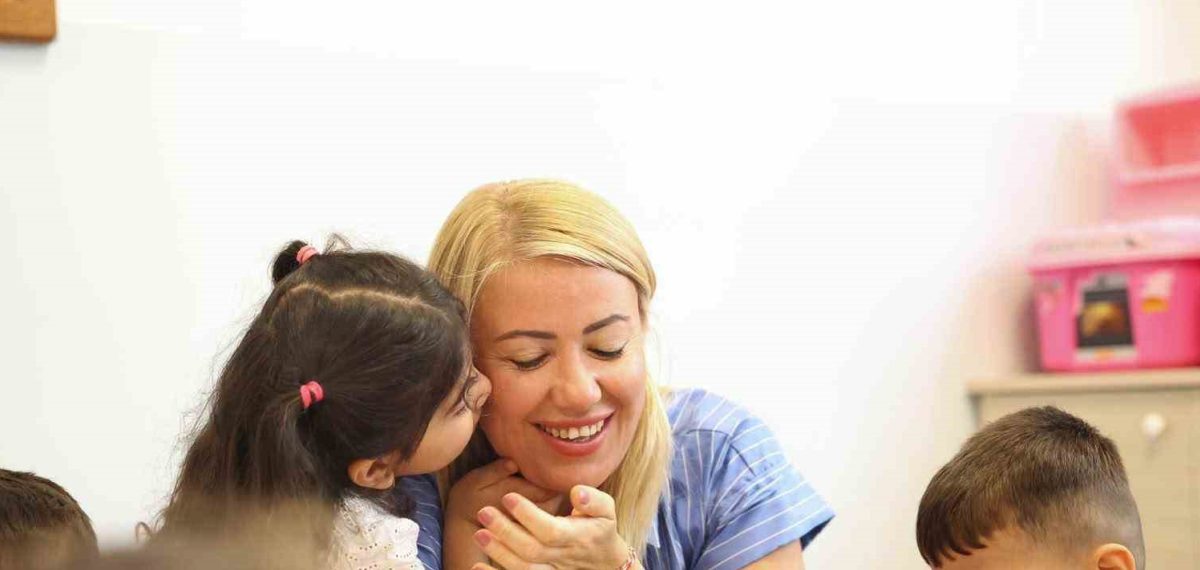 Başkan Şeniz Doğan, Muratdede Gamateks Osman Aydınlı Kreşi’ni ziyarette bulundu