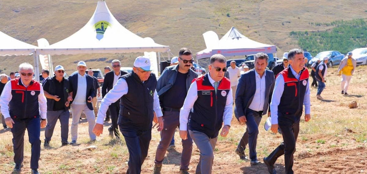 Bayburt’ta tıbbi ve aromatik bitki projesi: 5 bin m² organik tesis ve 450–600 kişilik istihdam