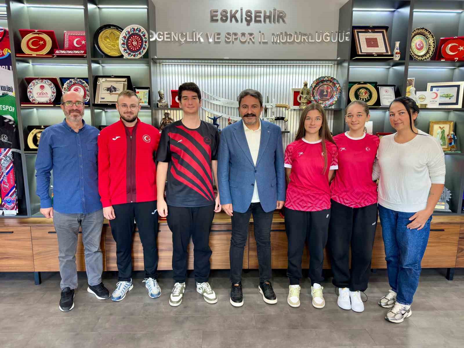 Beren Su Ulus çift kızlarda Avrupa ikincisi oldu, Eskişehir’e gümüş madalya