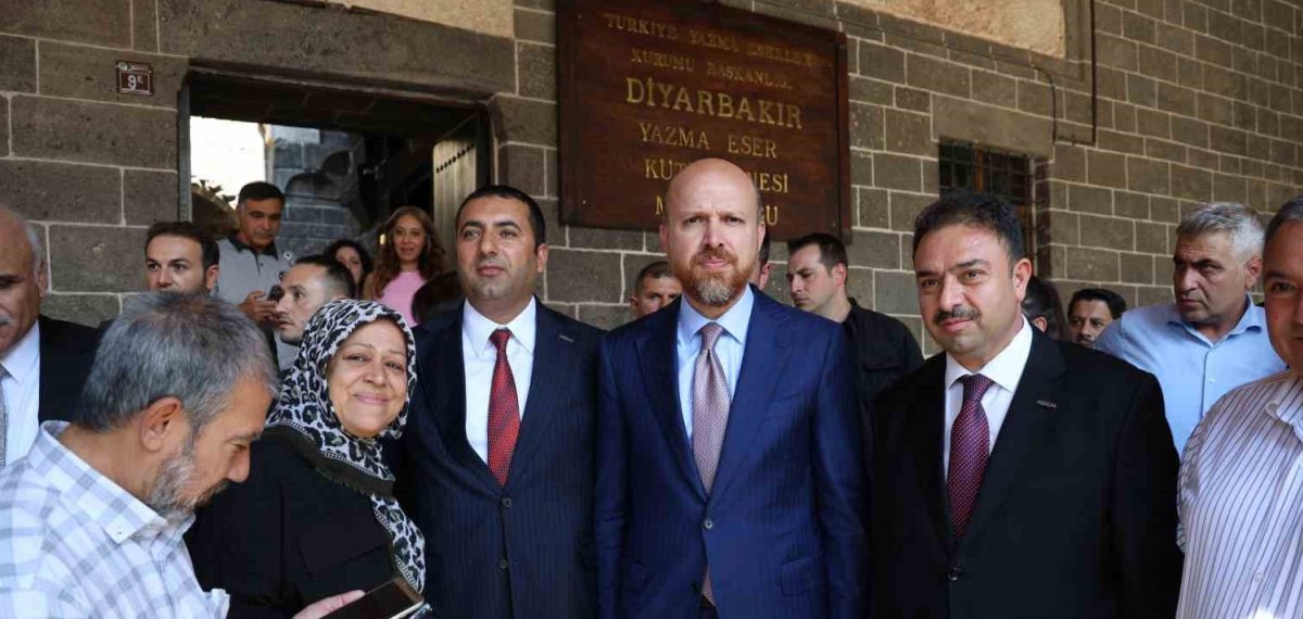 Bilal Erdoğan Diyarbakır Ulu Cami’de namaz kıldı; terörsüz Türkiye sürecine destek çağrısı