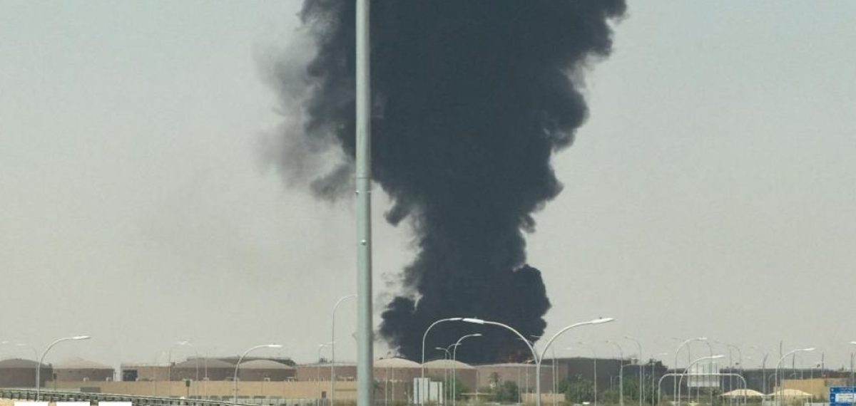 Black smoke near Riyadh airport after air raid alerts spark delays