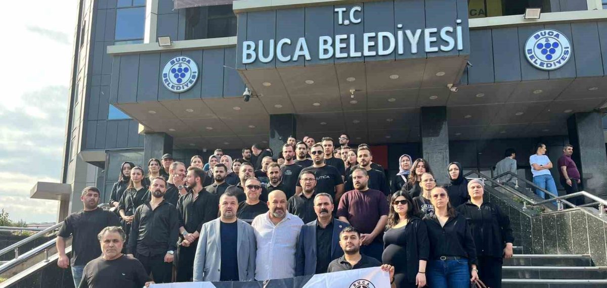 Buca’da 80 çalışanın 7 aylık maaş mağduriyeti belediye önünde protesto edildi