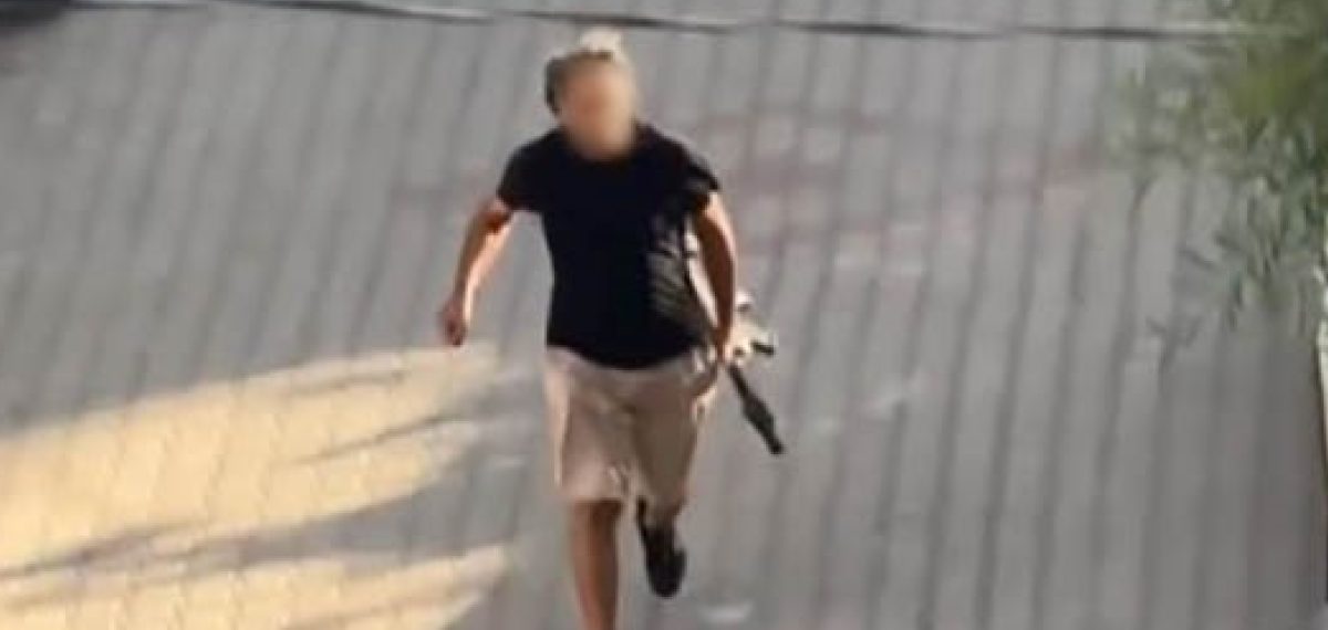 Buca’da pompalı tüfekli saldırgan sokak ortasında tehdit ederek kaçtı