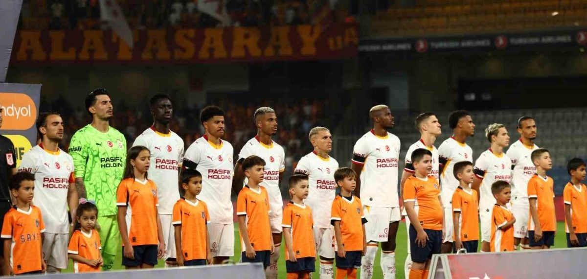 Buruk üç değişiklik yaptı; Batrakov ilk 11’de, Singo kadroda yok