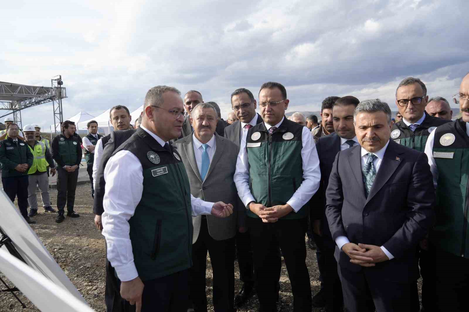 Çamur Barajı’nda su tutma başladı, 56 bin 500 dekar arazi sulanacak